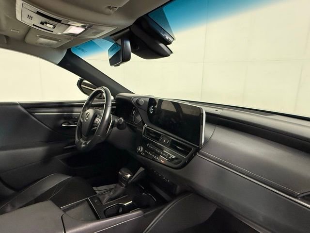 Used 2023 Lexus ES 350 Luxury w/ Accessory Package (Z1) image 34
