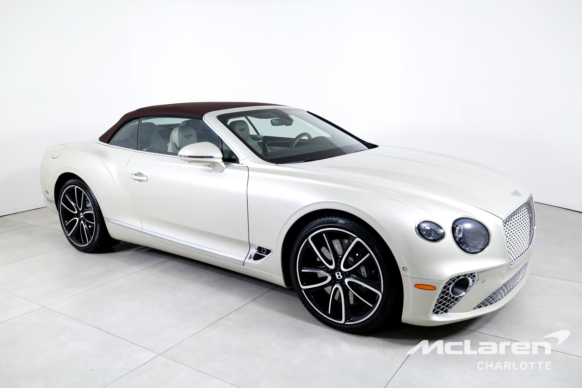Used 2020 Bentley Continental GT AWD/4WD image 3