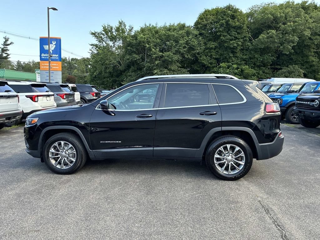 Used 2019 Jeep Cherokee Latitude Plus w/ Comfort/Convenience Group AWD/4WD image 4