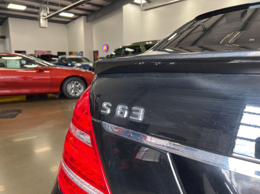 Used 2011 Mercedes-Benz S 63 AMG image 31