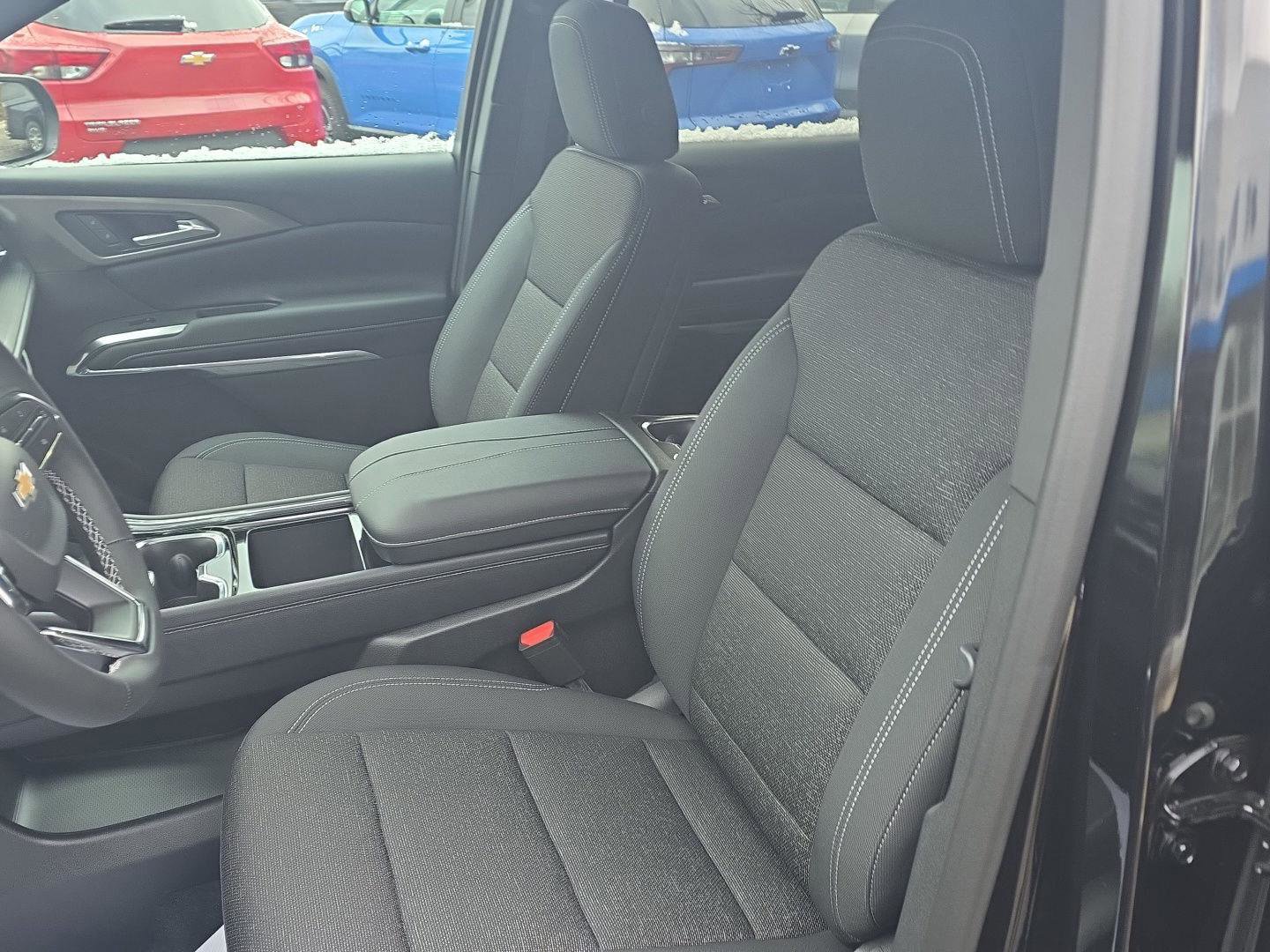 New 2026 Chevrolet Traverse LT w/ Driver Confidence Package image 12