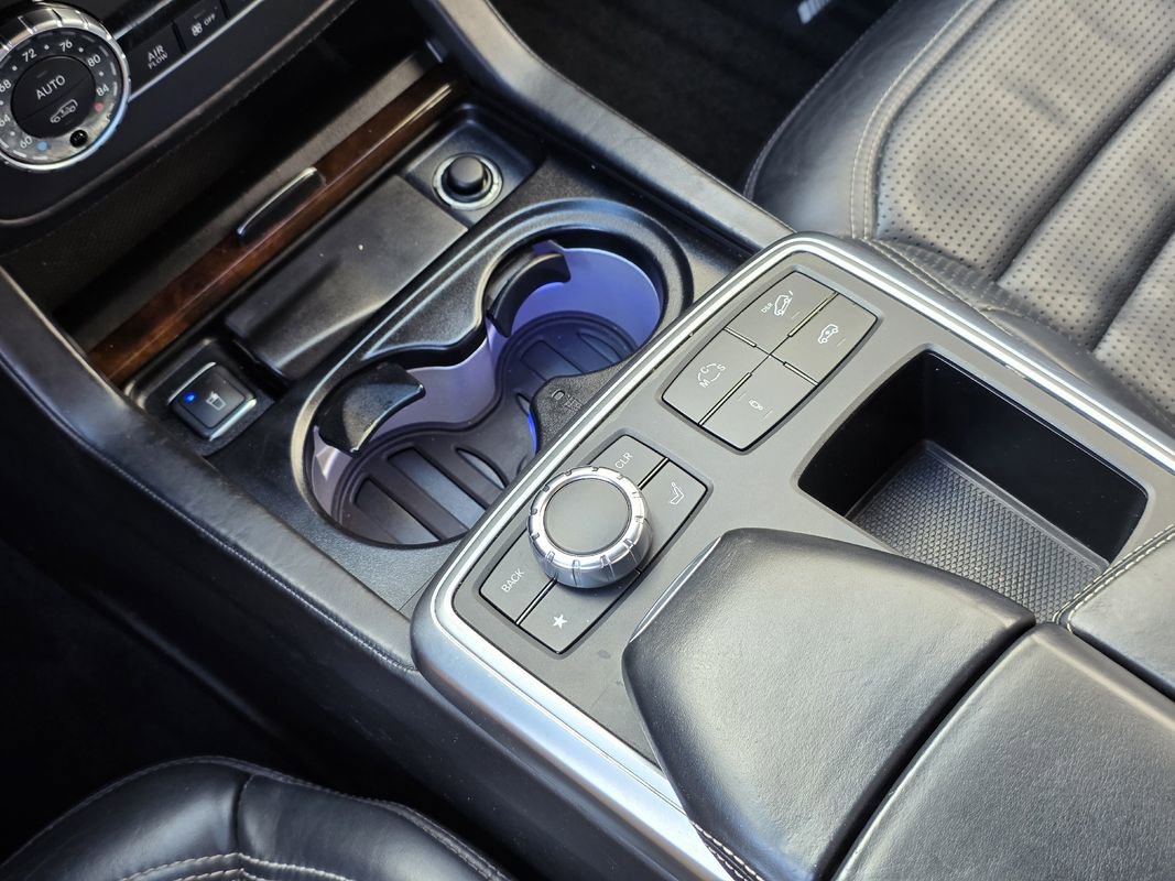 Used 2016 Mercedes-Benz GL 63 AMG 4MATIC image 17