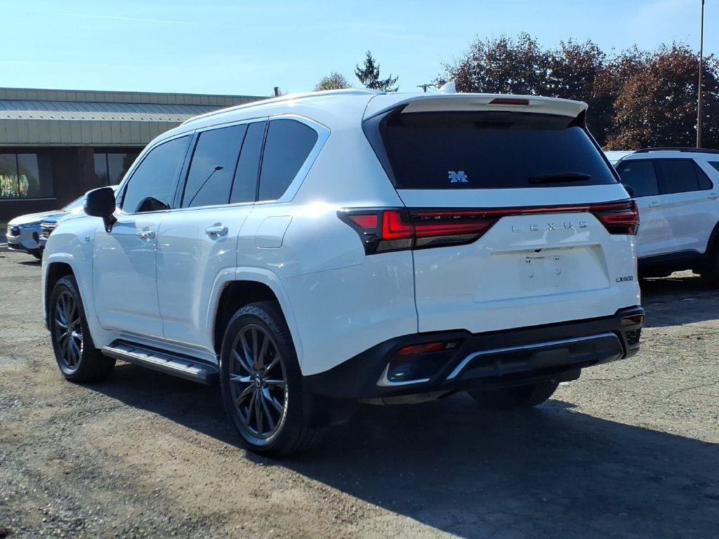 Used 2024 Lexus LX 600 F Sport AWD/4WD image 3