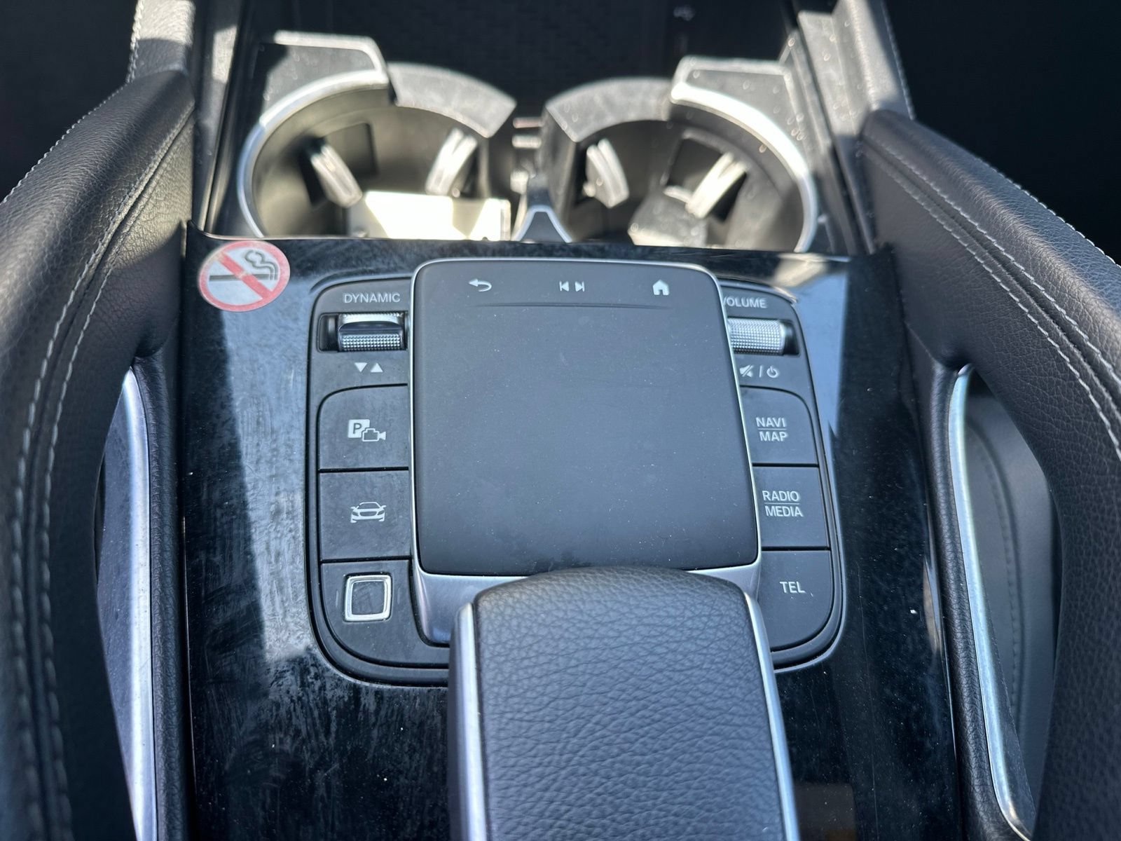 Used 2025 Mercedes-Benz GLE 350 4MATIC w/ Driver Assistance Package image 13