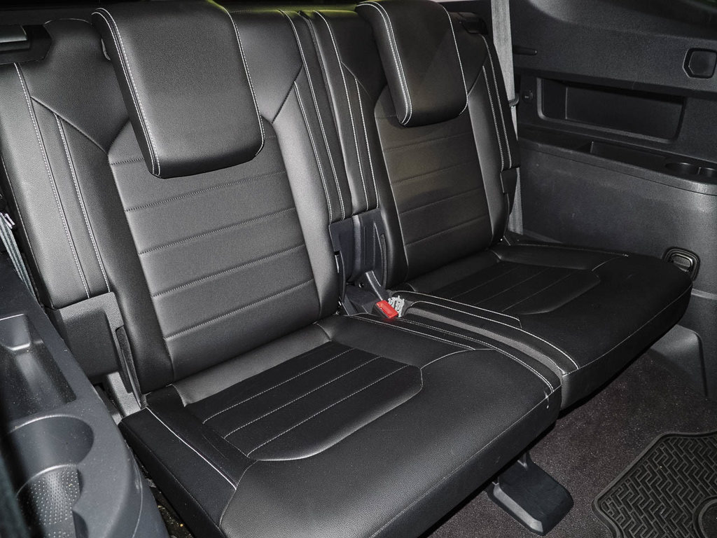 Used 2021 Volkswagen Atlas SEL Premium AWD/4WD image 16