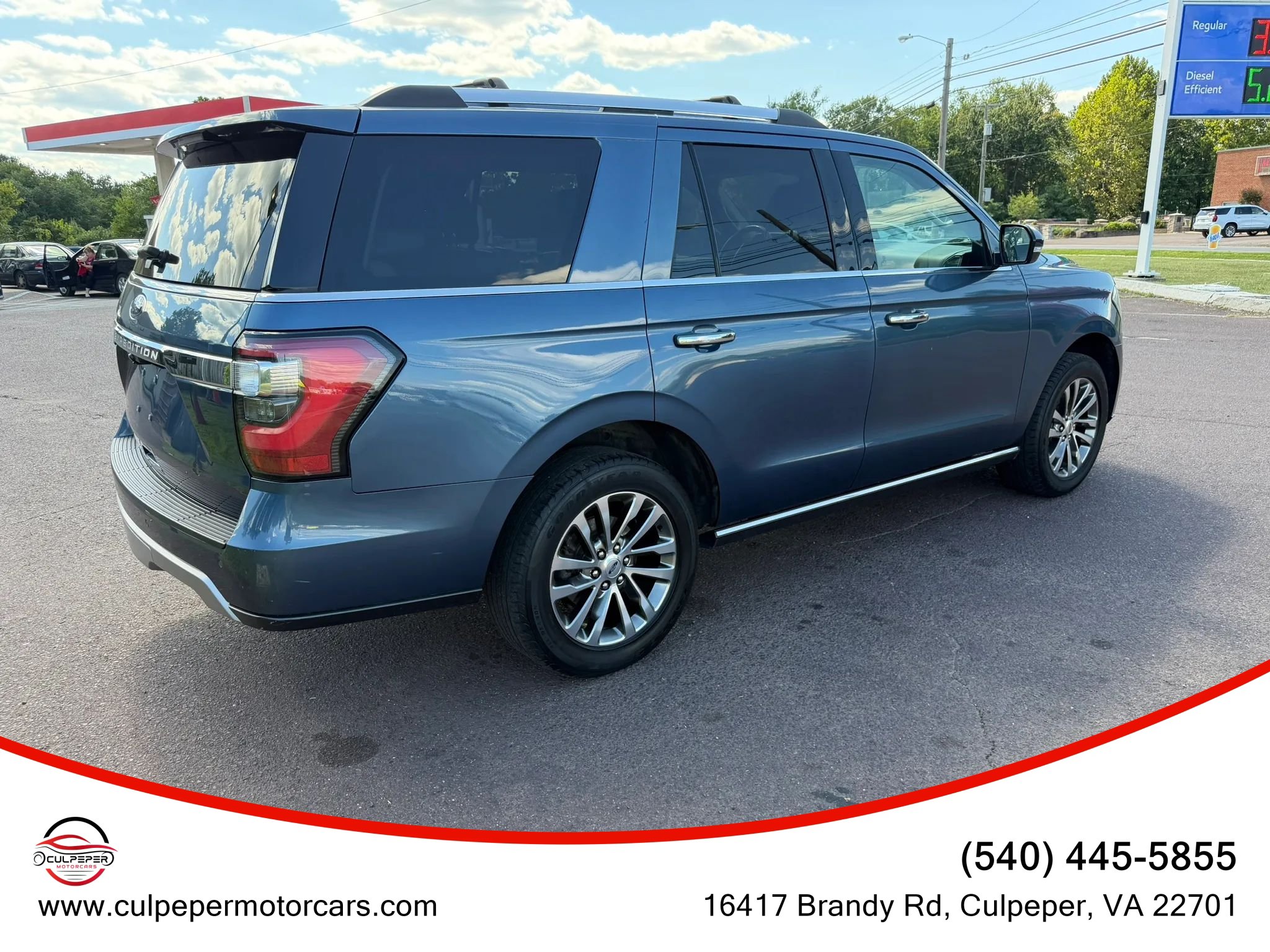 Used 2018 Ford Expedition Limited w/ Equipment Group 301A AWD/4WD image 5