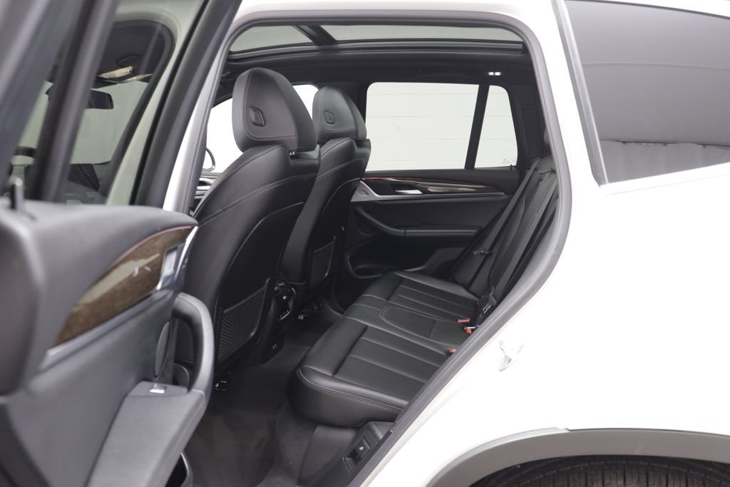 Used 2023 BMW X3 xDrive30i w/ Convenience Package AWD/4WD image 13