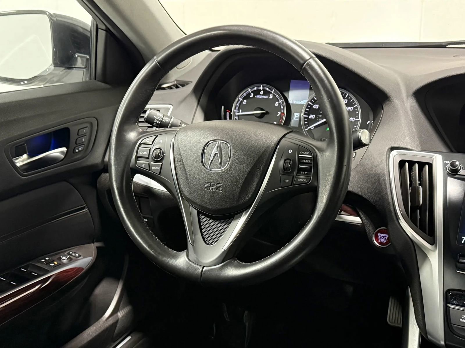 Used 2017 Acura TLX FWD image 23