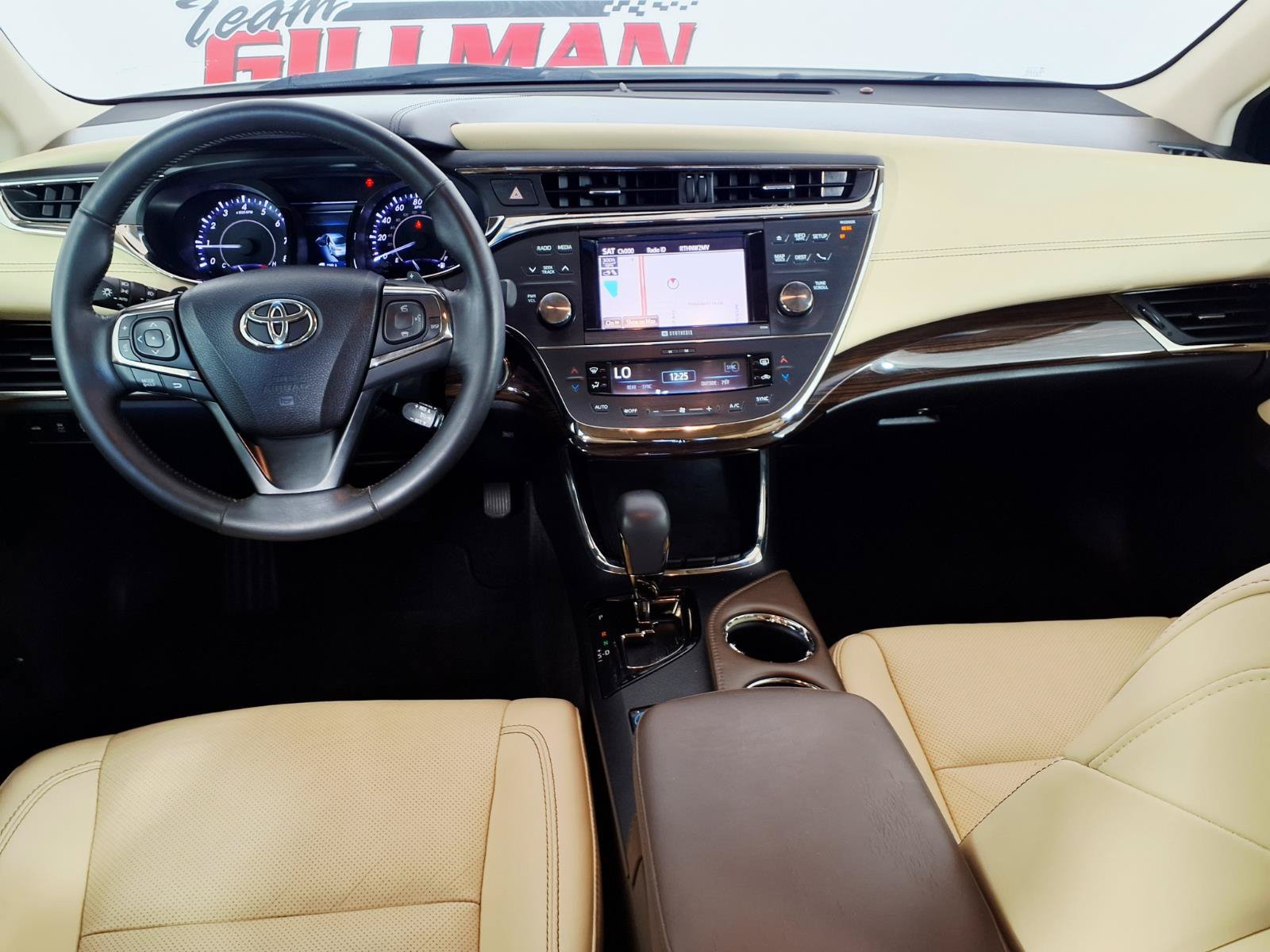 Used 2013 Toyota Avalon Limited FWD image 13