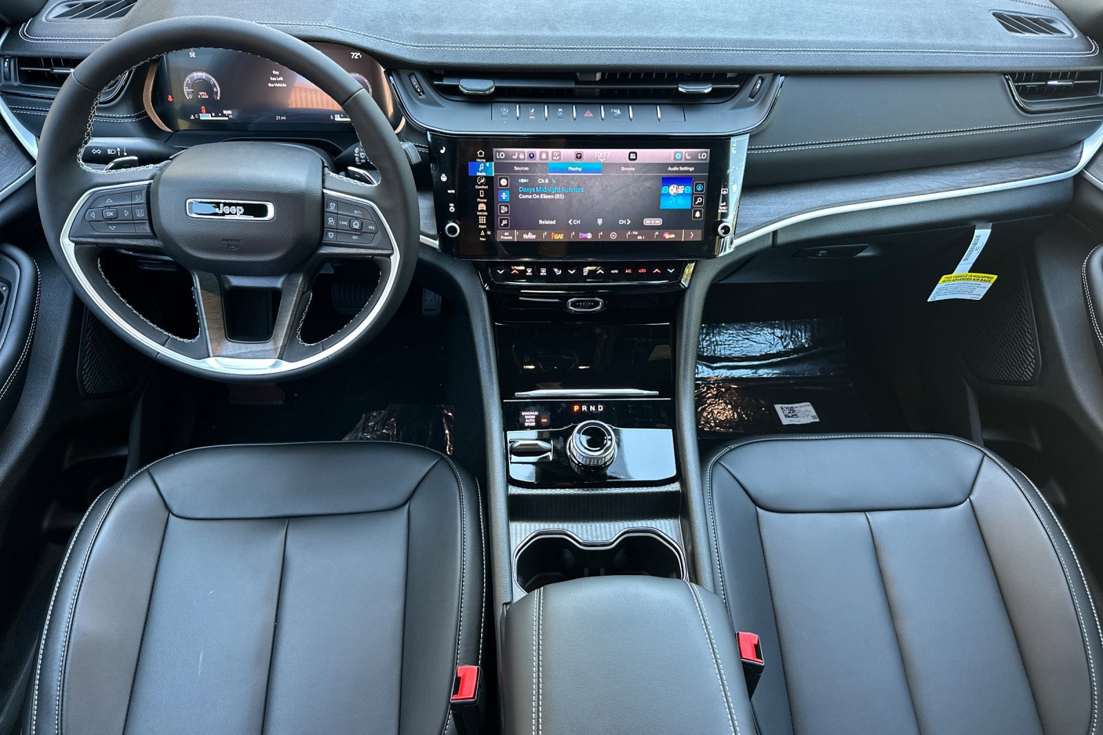 New 2026 Jeep Grand Cherokee L Limited w/ Limited Altitude Package AWD/4WD image 12