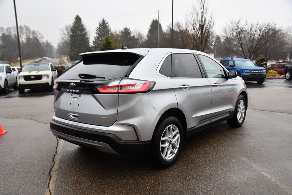 Used 2024 Ford Edge SEL w/ Convenience Package image 6