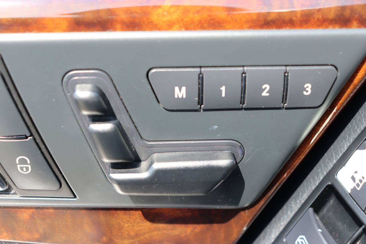 Used 2015 Mercedes-Benz GLK 350 4MATIC image 49