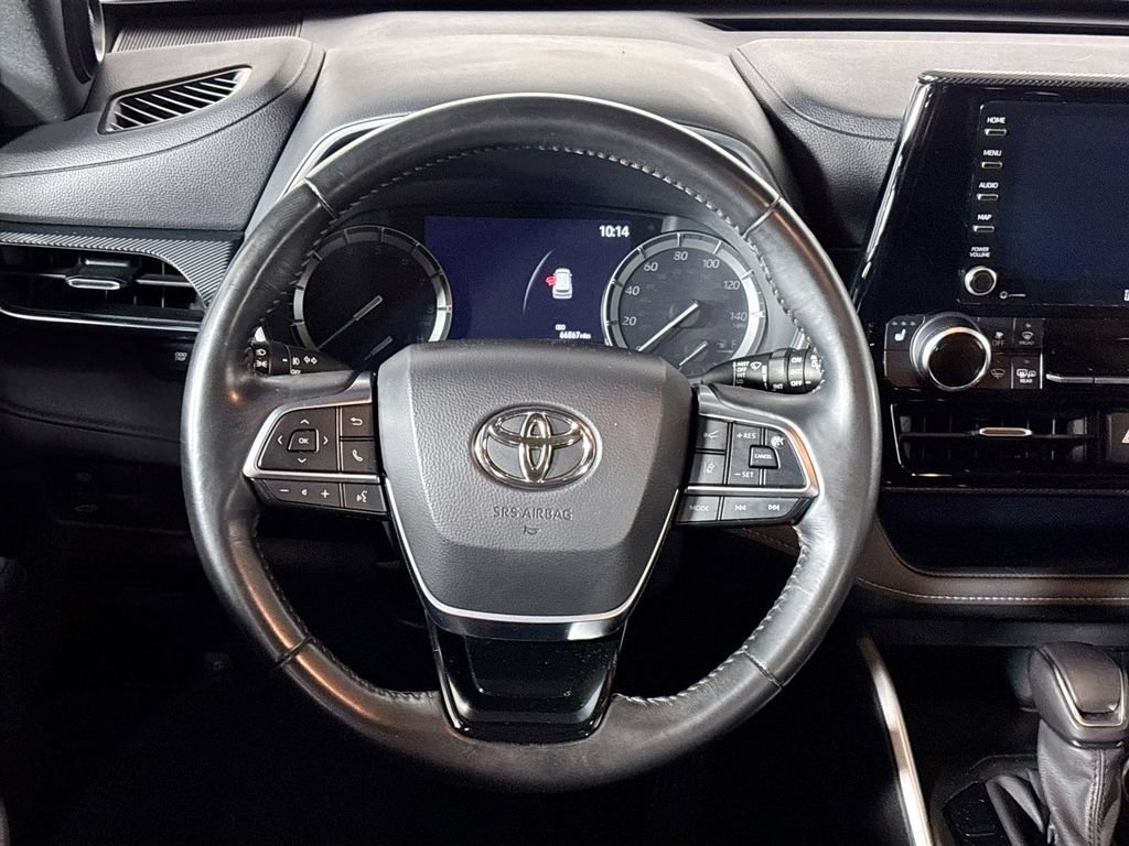 Used 2021 Toyota Highlander XSE AWD/4WD image 13
