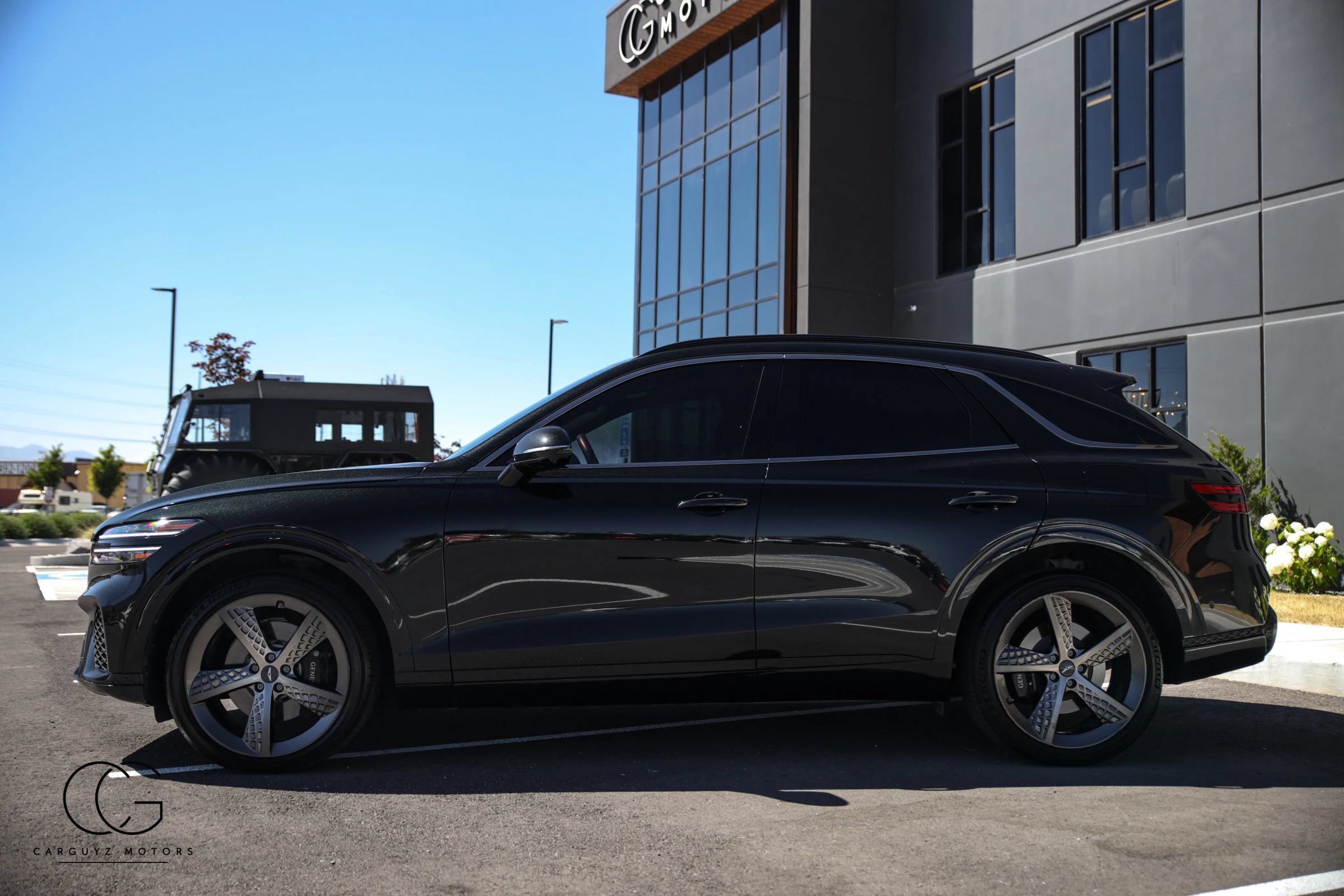 Used 2023 Genesis GV70 2.5T w/ Sport Prestige Package AWD/4WD image 10