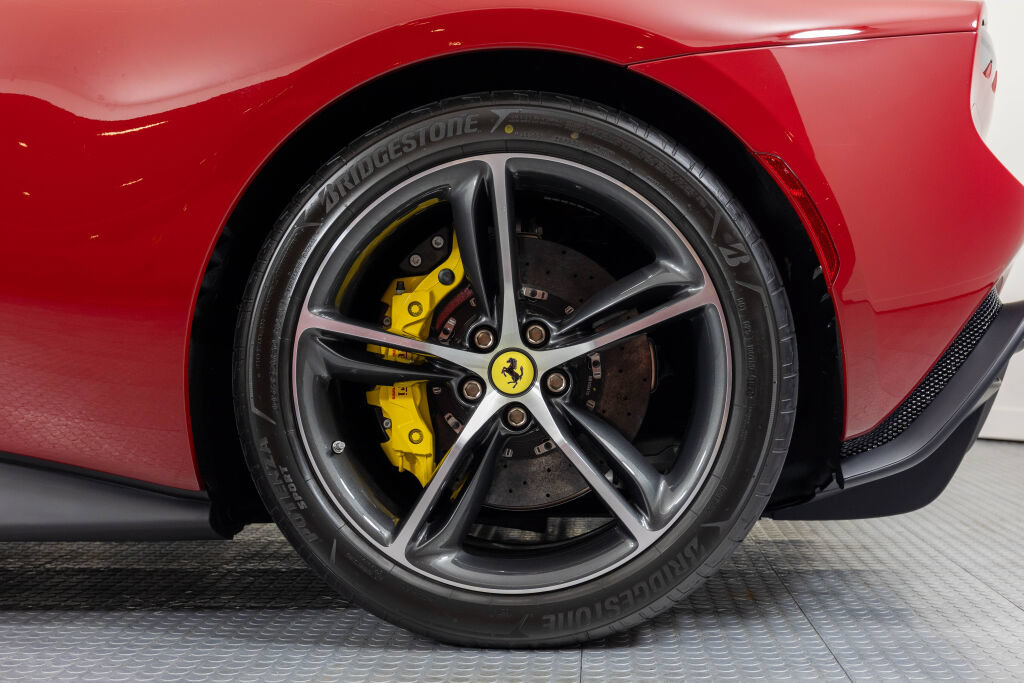 Used 2026 Ferrari 296 GTS RWD image 32