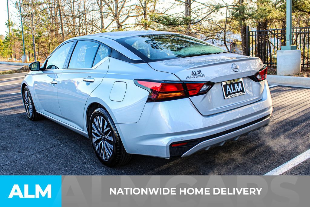 Used 2024 Nissan Altima 2.5 SV FWD image 5