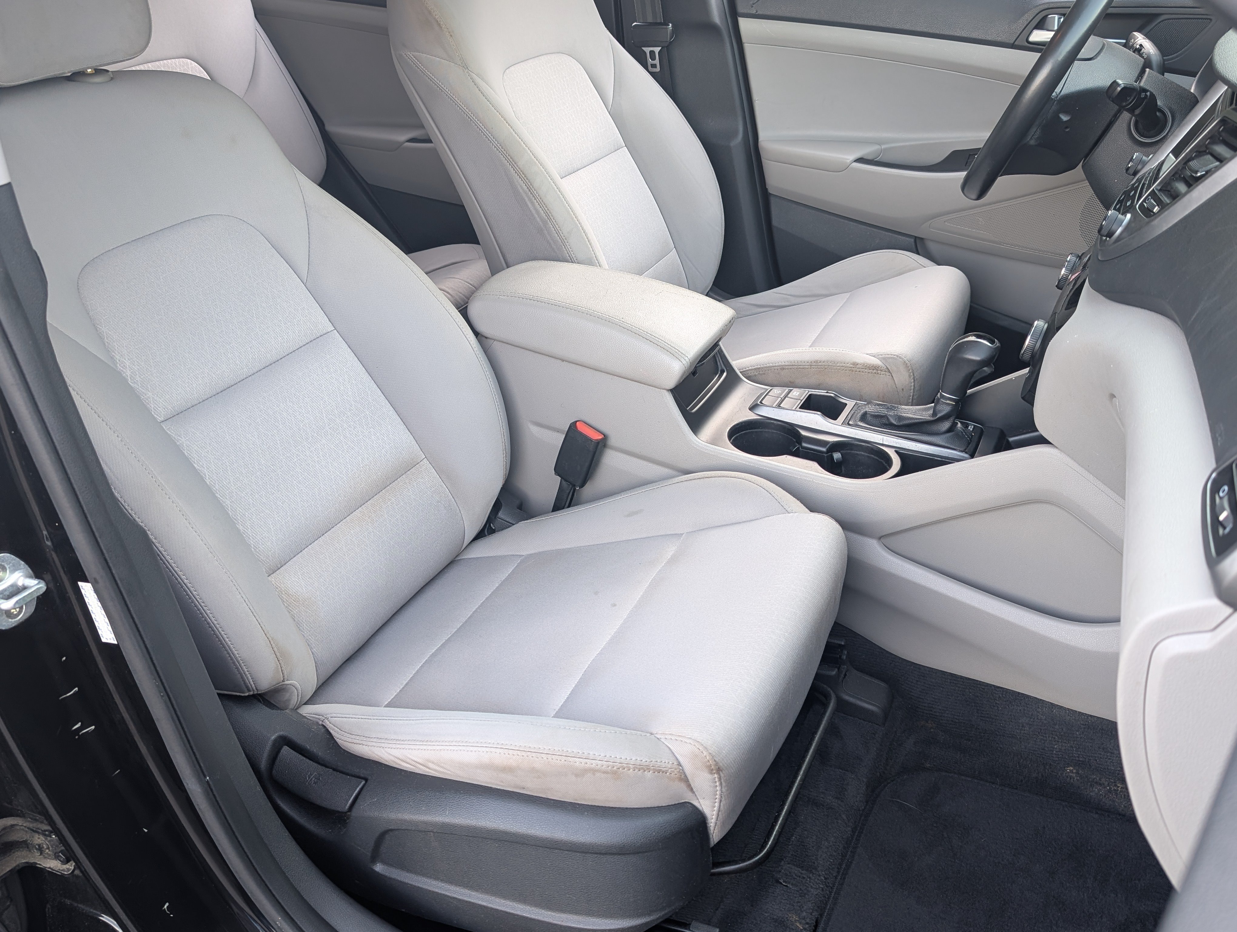Used 2017 Hyundai Tucson Sport FWD image 16