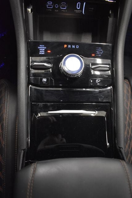 Used 2023 Jeep Grand Cherokee Summit w/ Advanced Protech Group IV AWD/4WD image 29
