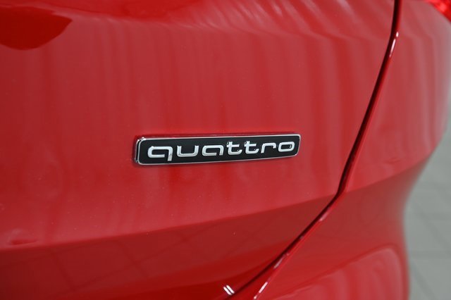 Used 2024 Audi Q3 2.0T Premium image 19