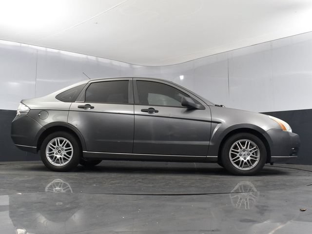 Used 2010 Ford Focus SE FWD image 18