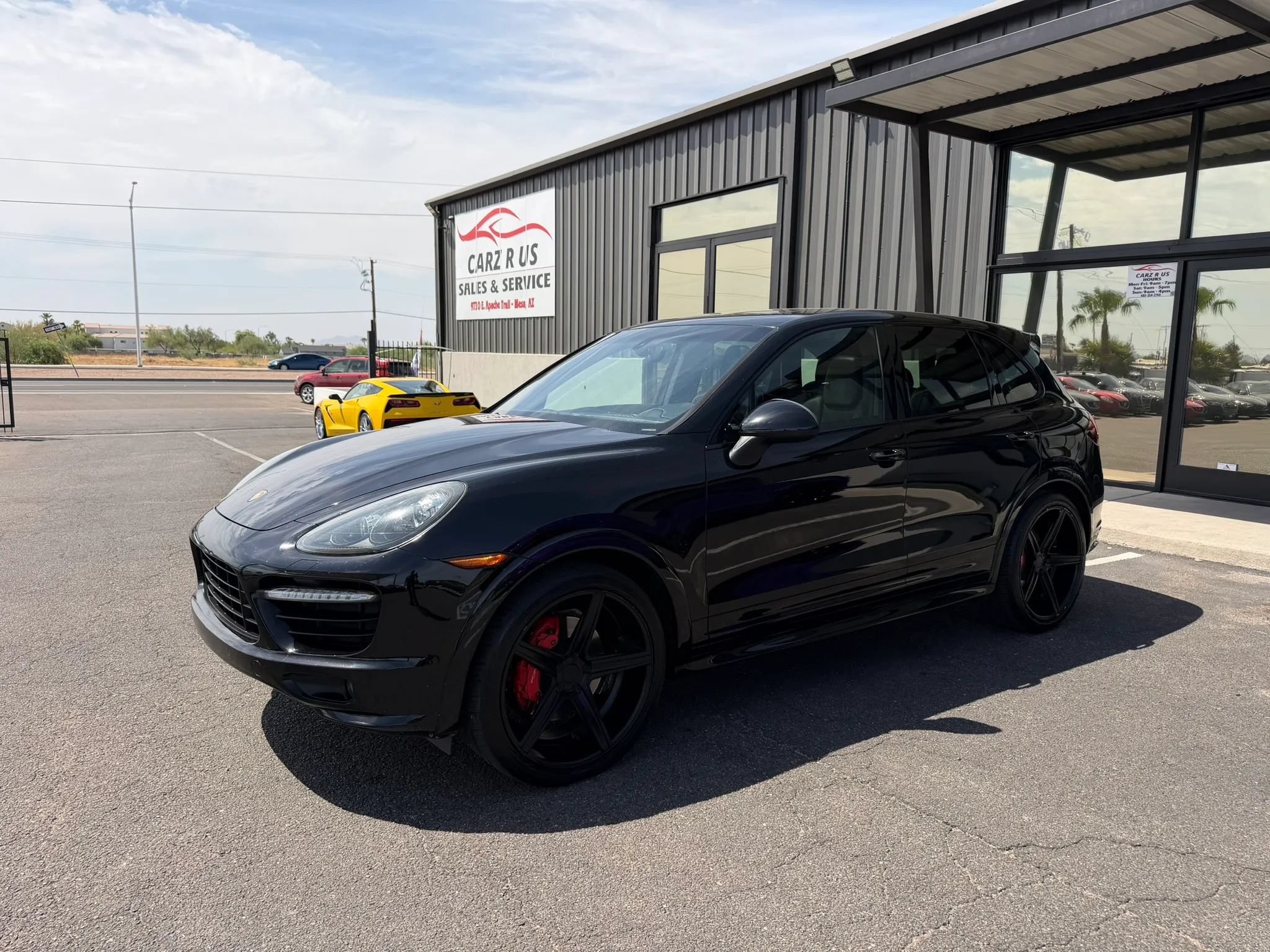 Used 2014 Porsche Cayenne GTS AWD/4WD image 3