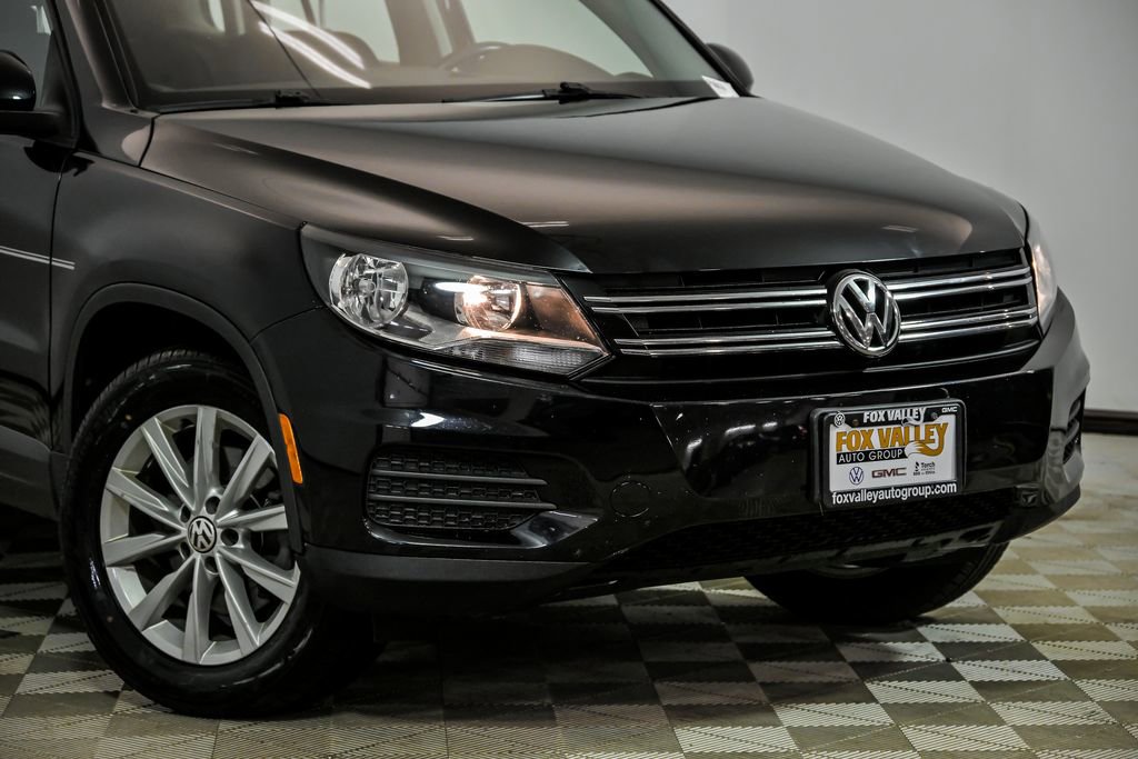Used 2017 Volkswagen Tiguan Limited image 2