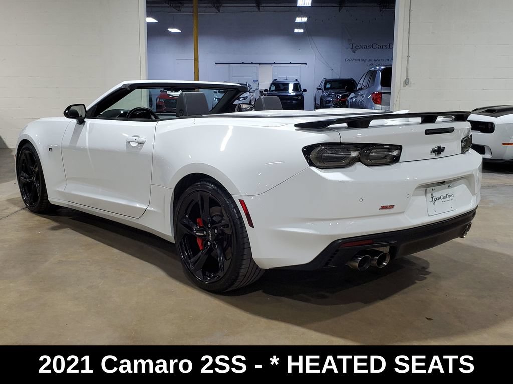 Used 2021 Chevrolet Camaro SS RWD image 11