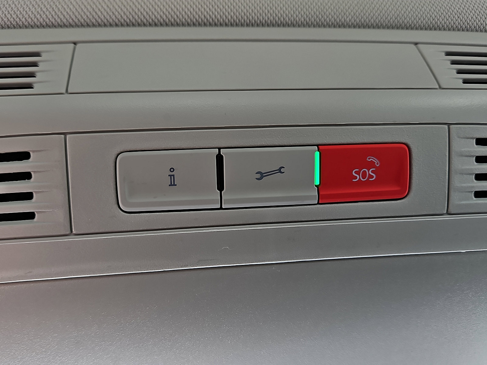 Certified 2024 Volkswagen Taos S image 20