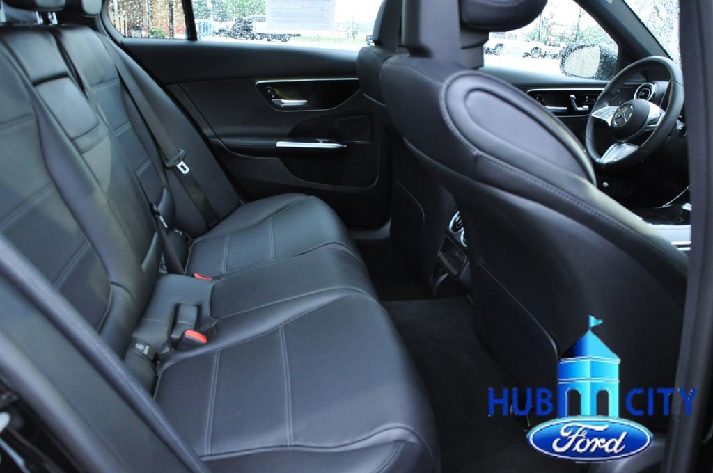 Used 2025 Mercedes-Benz C 300 Sedan image 14