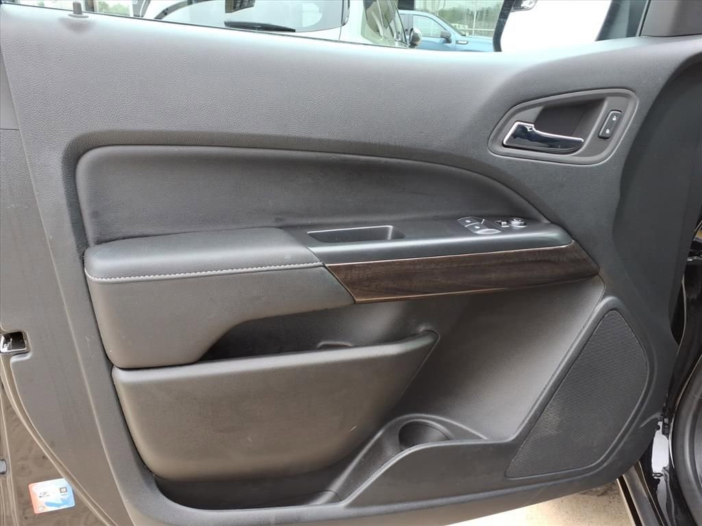 Used 2022 GMC Canyon Elevation image 17