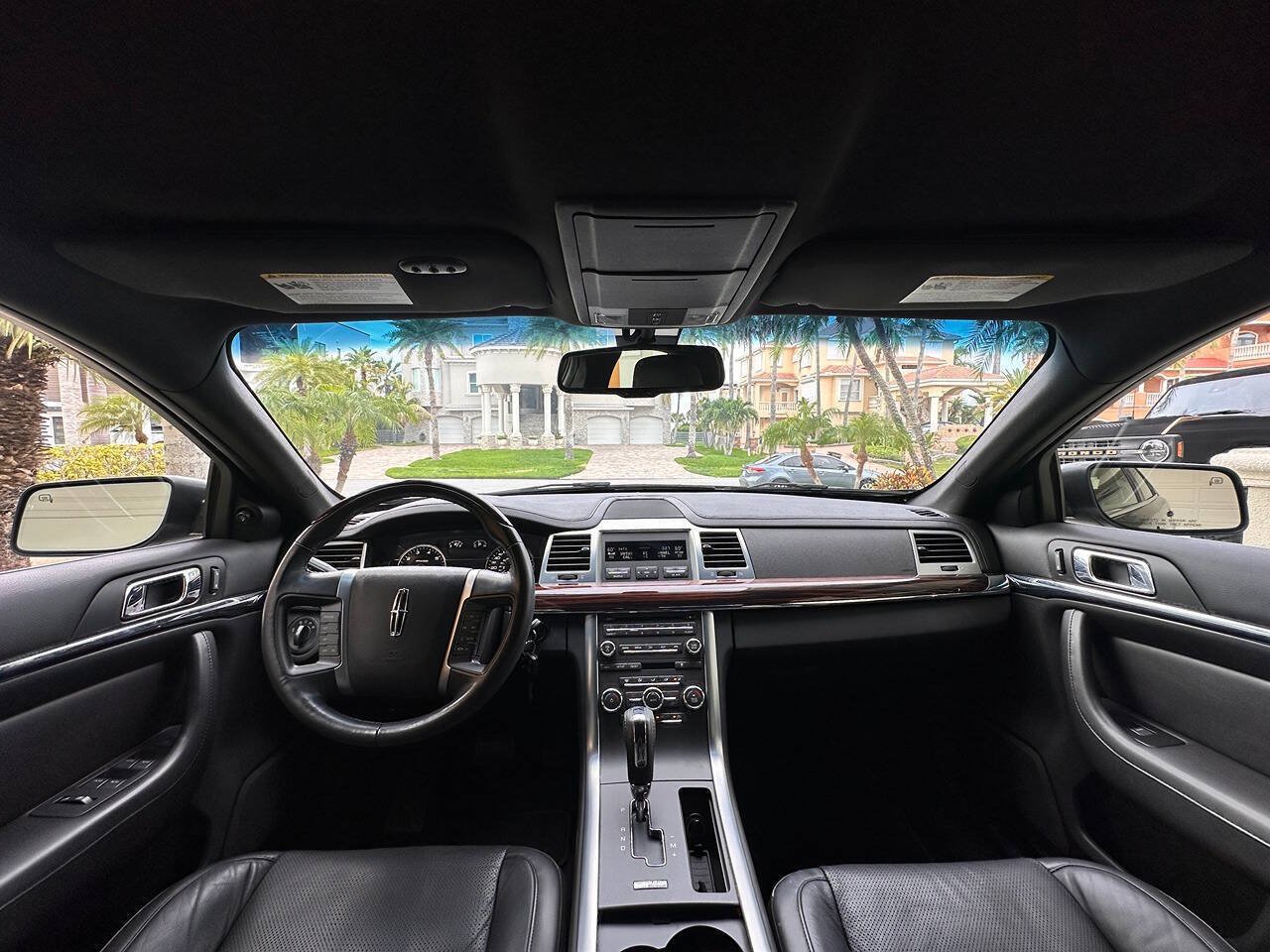 Used 2009 Lincoln MKS FWD image 11