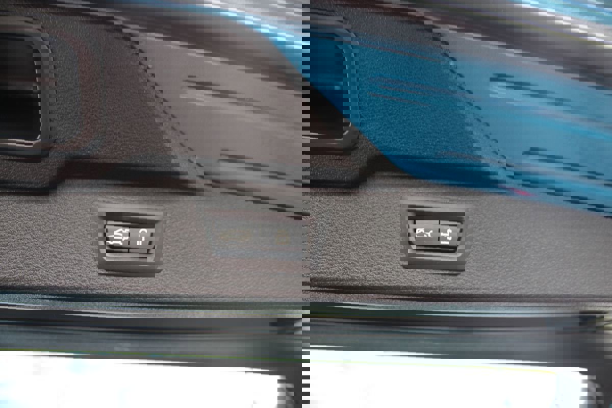 Used 2018 BMW X5 M image 24