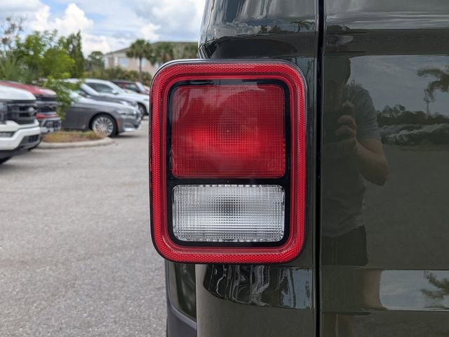 Used 2021 Jeep Gladiator Sport image 10