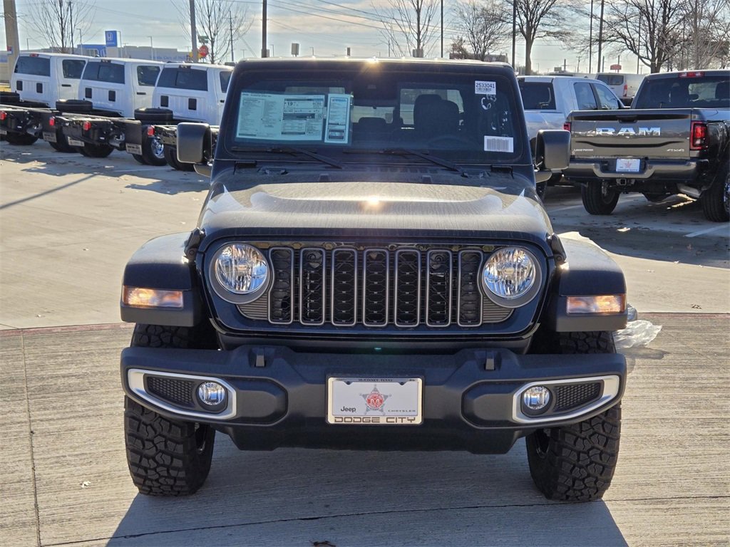 New 2025 Jeep Gladiator Sport image 9