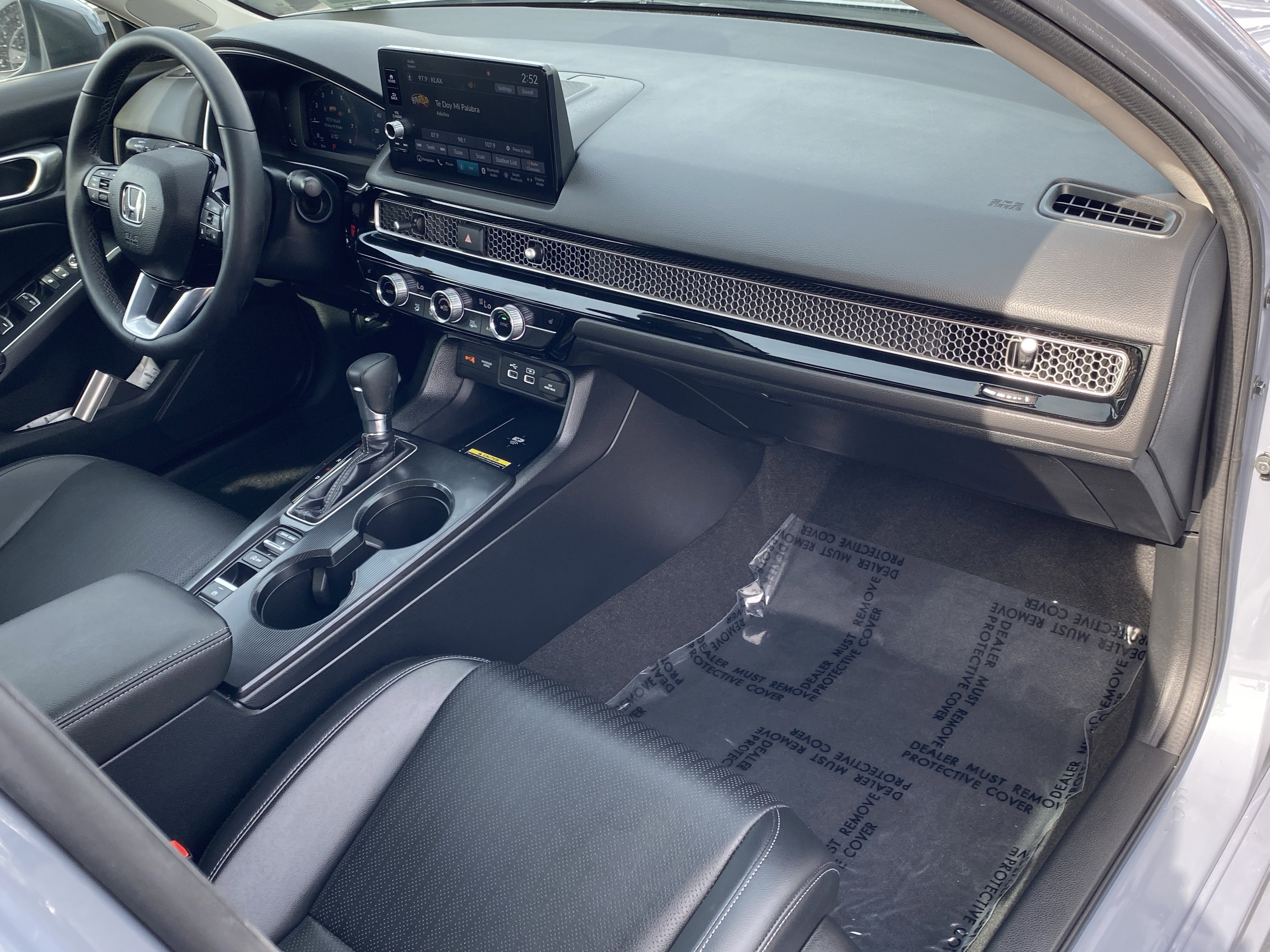 Used 2024 Honda Civic Touring image 10