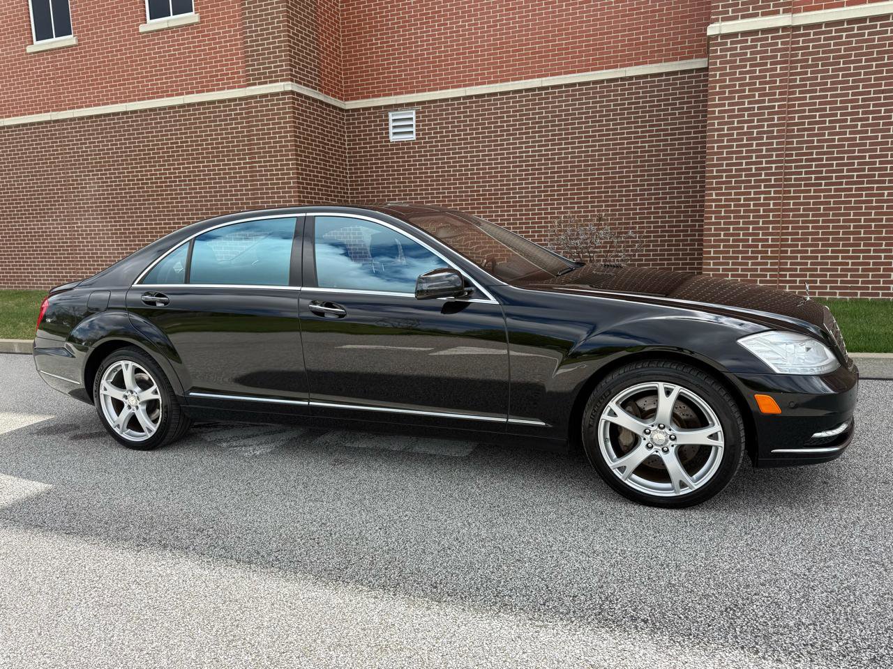 Used 2013 Mercedes-Benz S 550 4MATIC image 20