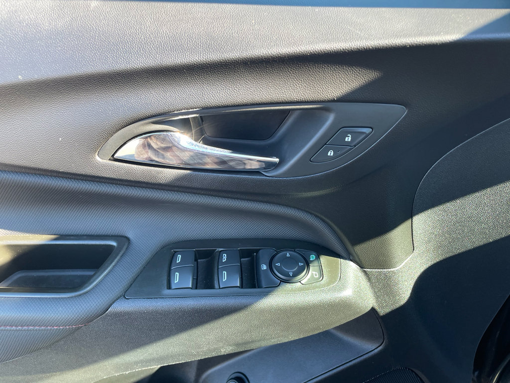 Used 2024 Chevrolet Equinox RS image 16