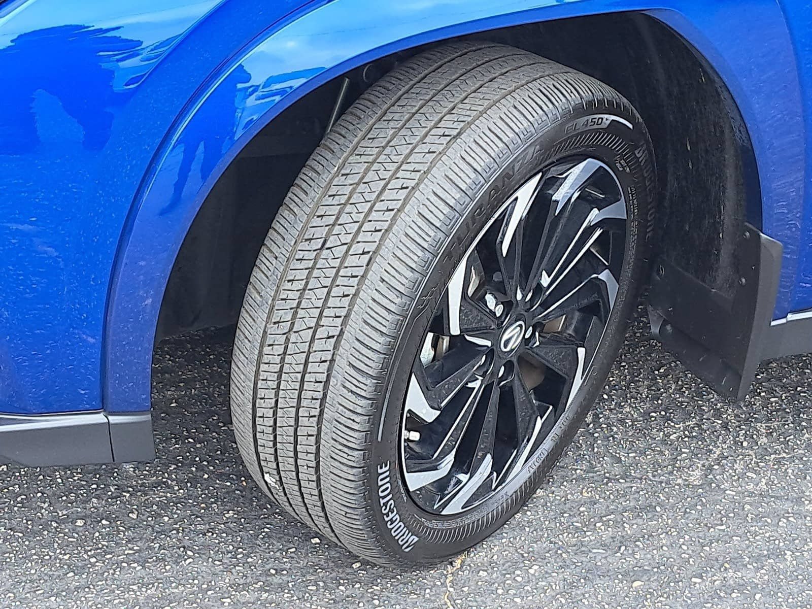 Used 2023 Lexus UX 250h F Sport w/ Accessory Package (Z2) FWD image 34