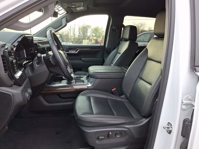 Used 2024 Chevrolet Silverado 1500 RST w/ RST All Star Premium Package image 9