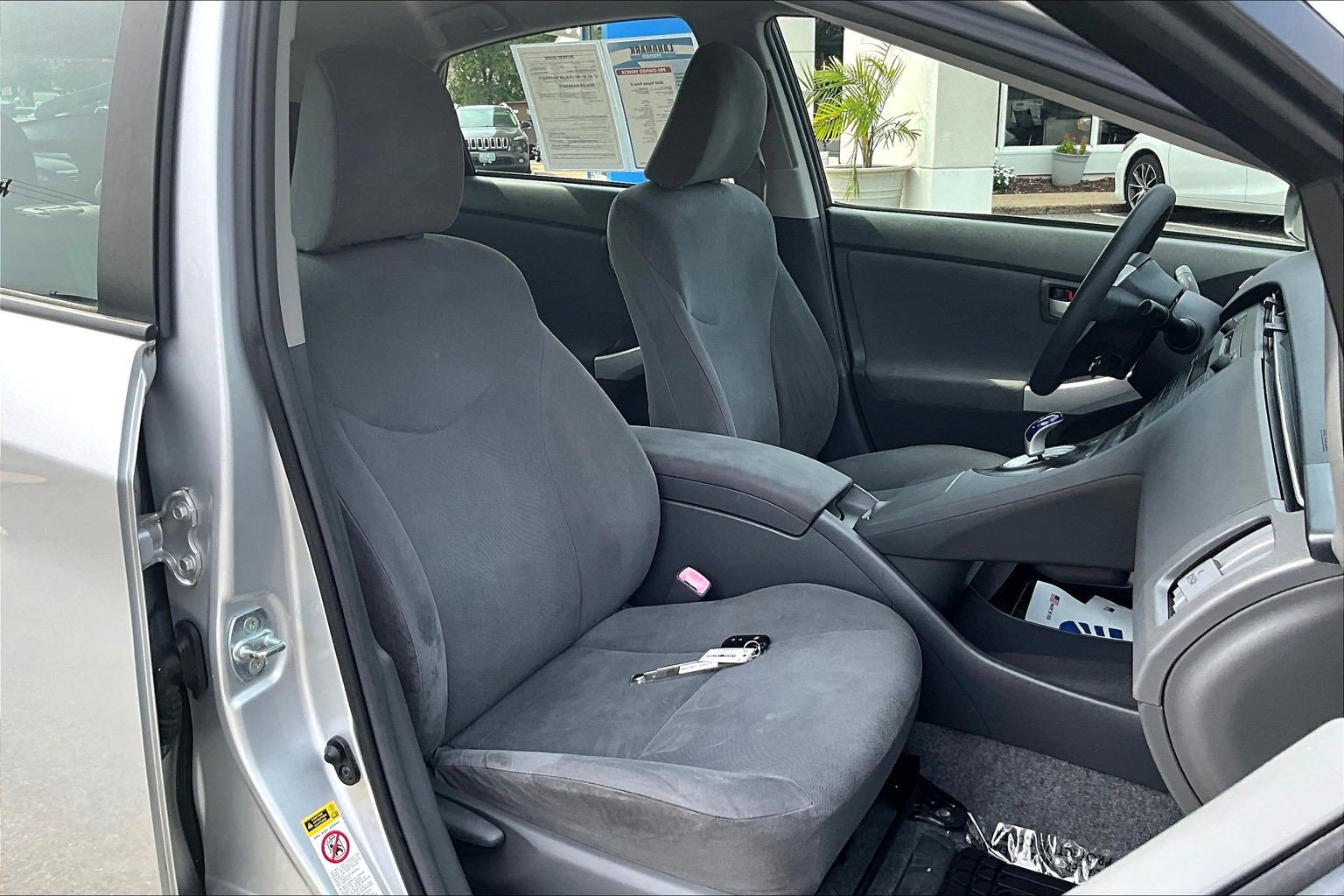 Used 2010 Toyota Prius Two FWD image 7