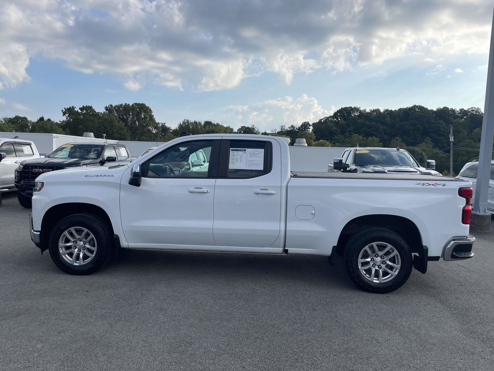 Certified 2019 Chevrolet Silverado 1500 LT w/ All-Star Edition AWD/4WD image 6