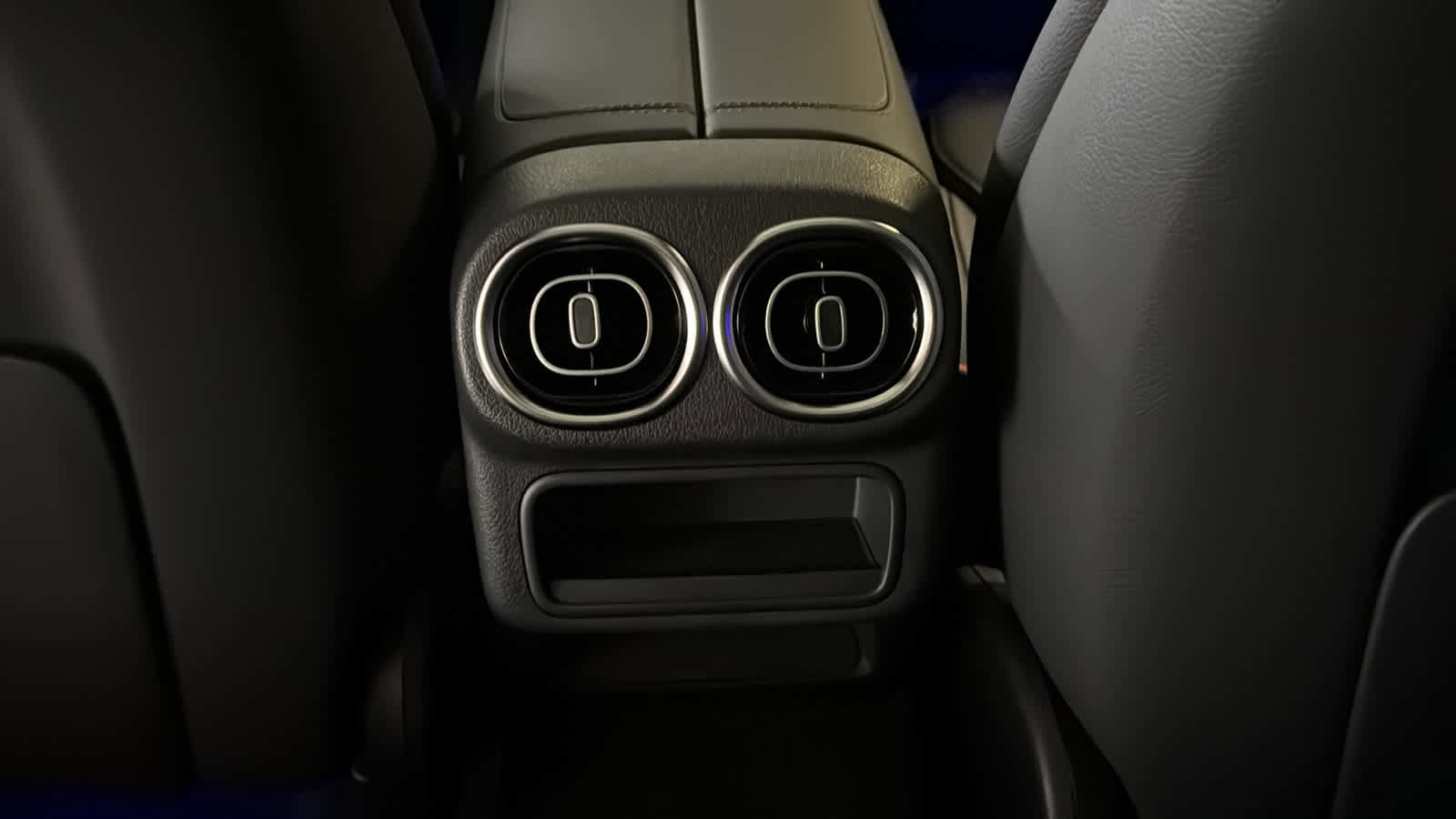 New 2026 Mercedes-Benz GLC 300 4MATIC image 28