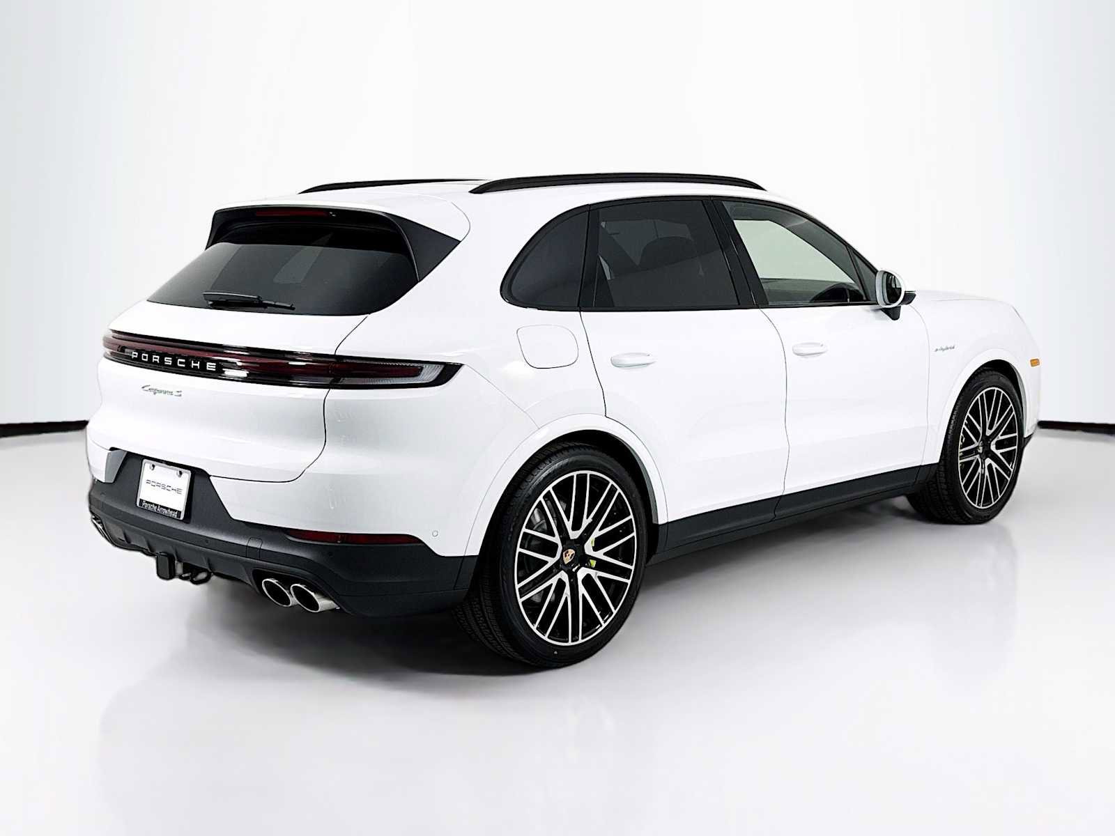 New 2026 Porsche Cayenne S image 9