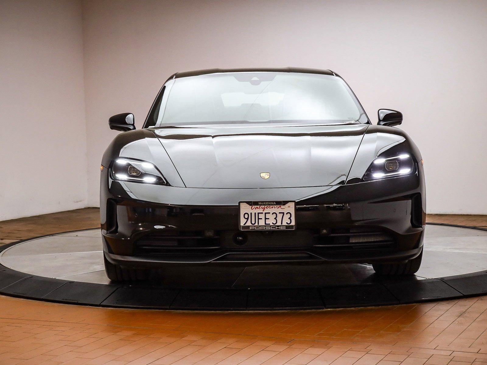 Certified 2025 Porsche Taycan RWD image 9
