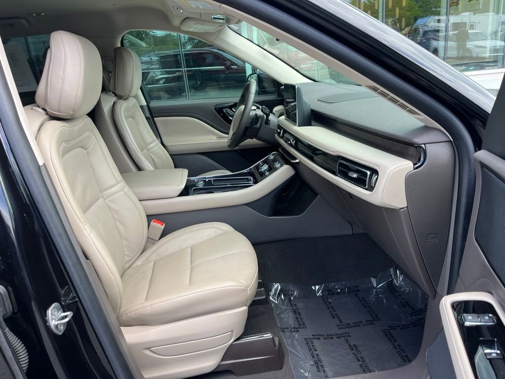 Used 2020 Lincoln Aviator Reserve AWD/4WD image 22
