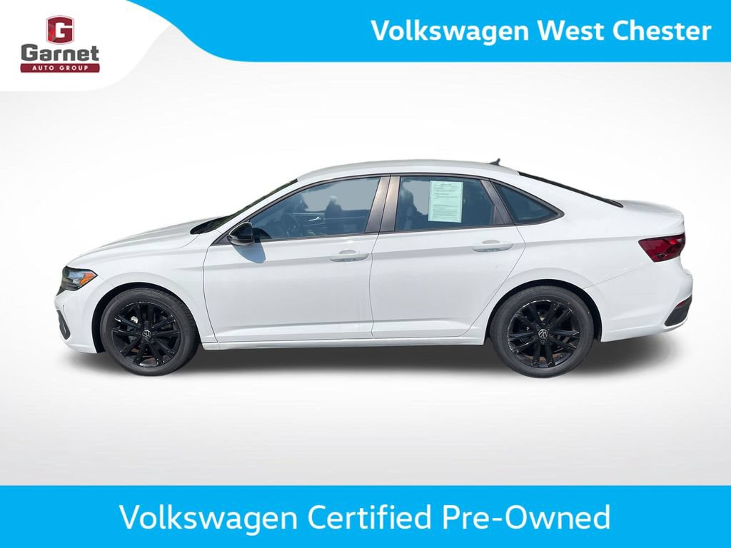 Used 2022 Volkswagen Jetta Sport w/ IQ.Drive Package FWD image 2