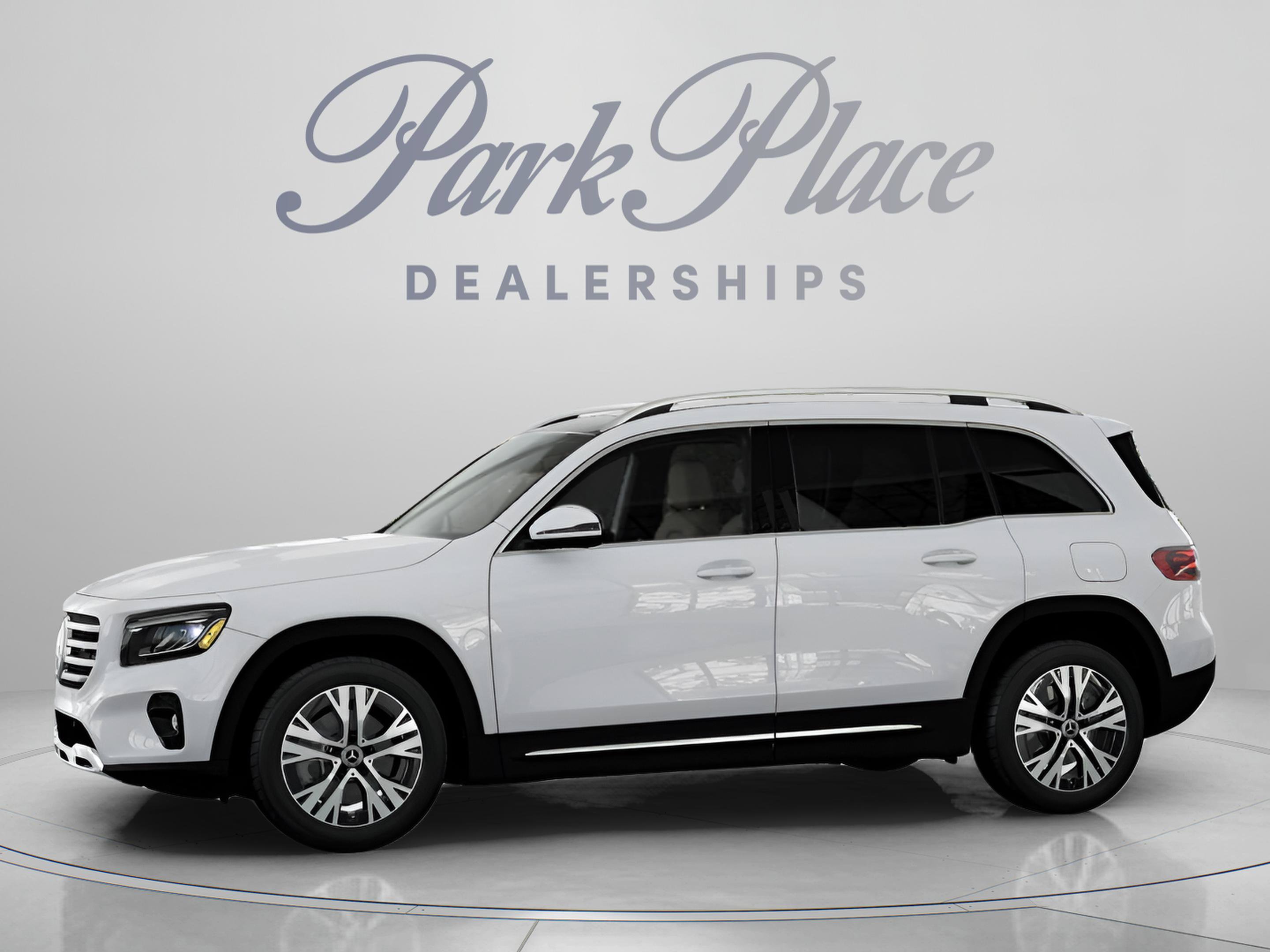 Used 2026 Mercedes-Benz GLB 250 image 4