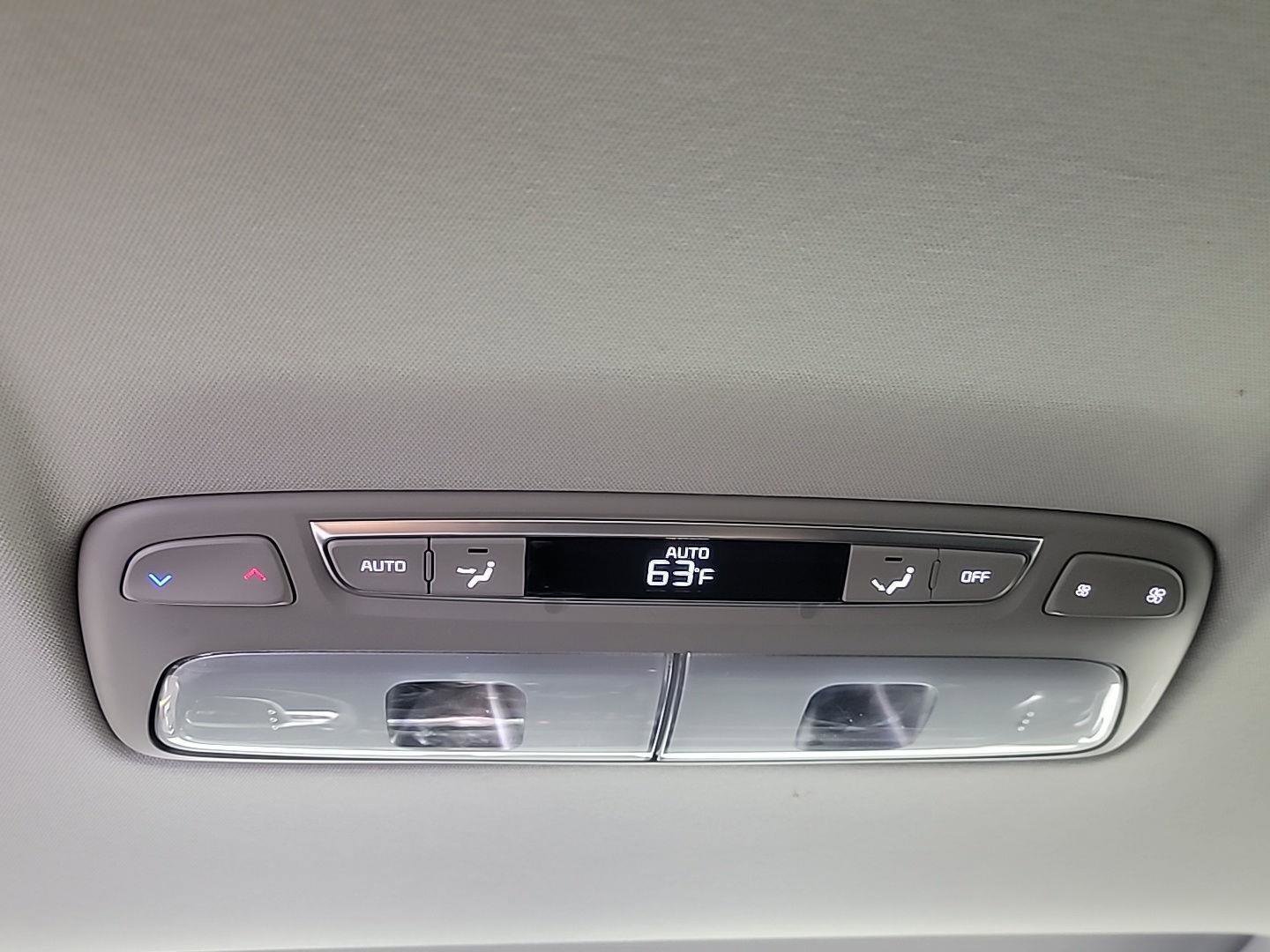 Used 2025 Kia Telluride EX w/ EX Captain's Chair Package AWD/4WD image 24