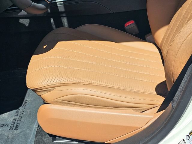 New 2026 Mercedes-Benz E 450 4MATIC Sedan image 17