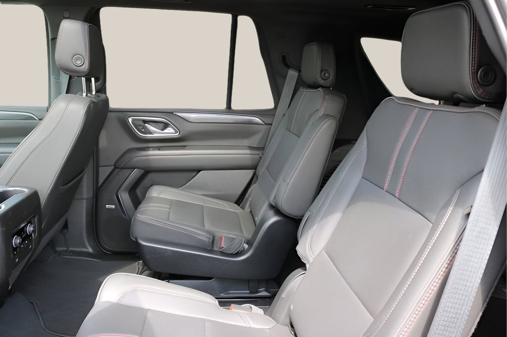Used 2024 Chevrolet Tahoe RST w/ Luxury Package AWD/4WD image 16